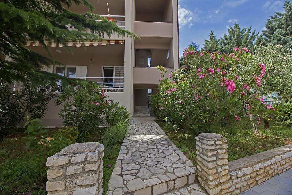 Lemechi Casa Belfior Apartments ラバック エクステリア 写真
